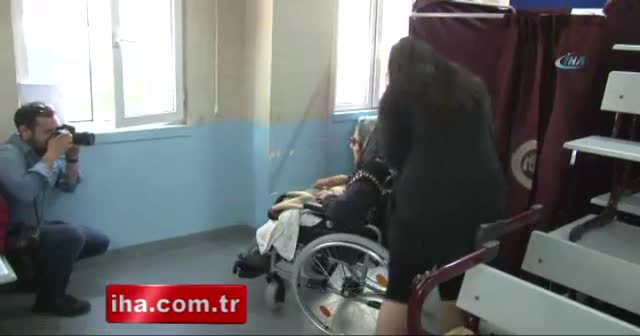 98 yaşındaki Hayriye nine oyunu kullanarak örnek oldu