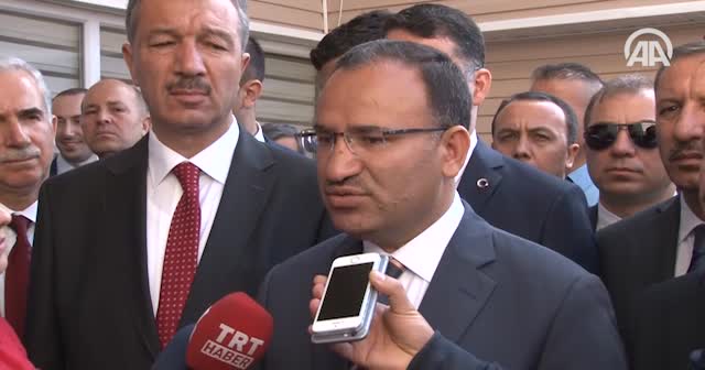 Adalet Bakanı Bozdağ: Otopsi sonucunda kimyasal silah kullanıldığı tespit edildi