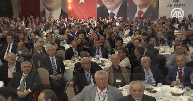 Başbakan Yıldırım: Darbe girişiminin cevabı pazar günü verilecek