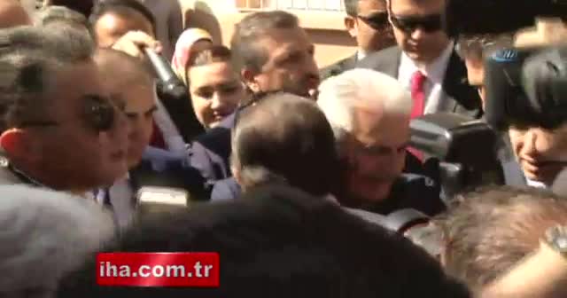 Başbakan Yıldırım oyunu İzmir'de kullandı
