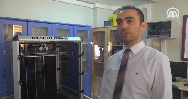 BİLSEM öğrencileri büyük boyutta 3D yazıcı üretti