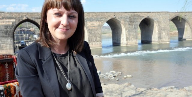 Dünyayı gezdi, Diyarbakır’a yerleşti