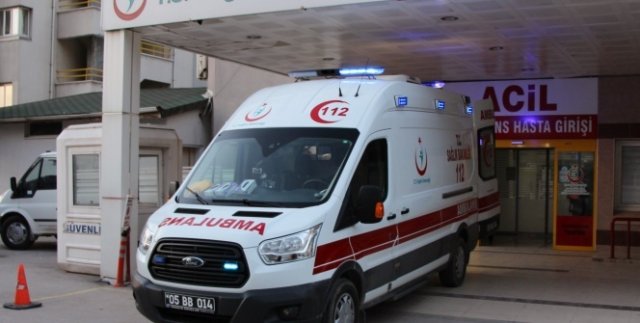 Karın ağrısı şikayetiyle giden 14 yaşındaki çocuk doğum yaptı