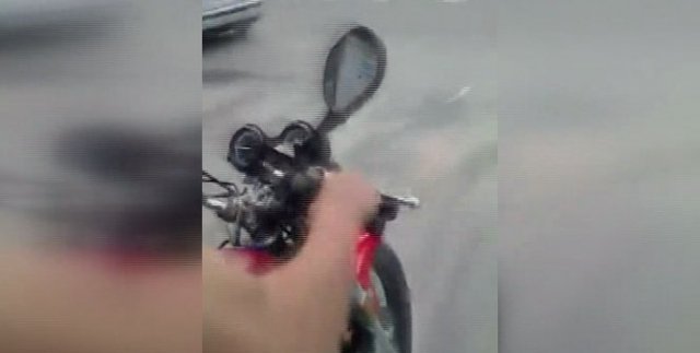 Kendi yaptıkları kazayı böyle kaydettiler