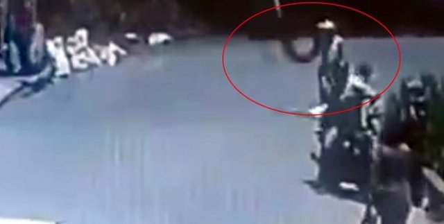 Kopan kamyon lastiği sonu oldu