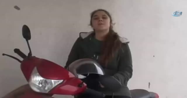 Motosiklet kazasında ölen arkadaşları için video çektiler