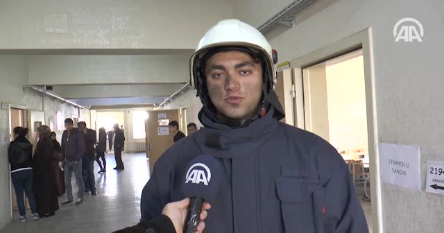 Önce yangına sonra sandığa gittiler