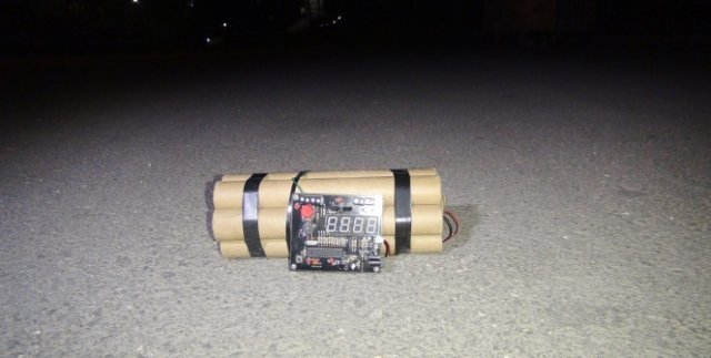 Polisi alarma geçiren saatli bombanın oyuncak olduğu anlaşıldı