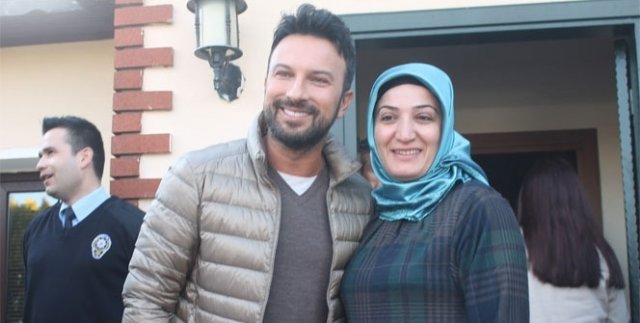 Tarkan oyunu kullandı