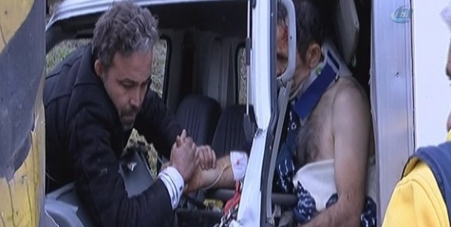 TEM Otoyolunda sıkışmalı trafik kazası: 1 yaralı