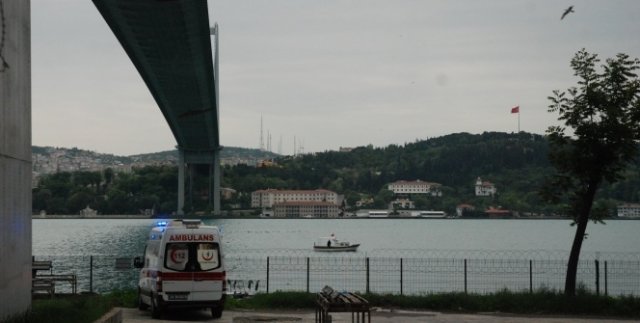 15 Temmuz Şehitler Köprüsü’nde intihar!