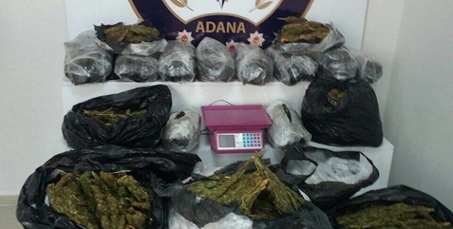 Adana'da şafak vakti narkotik operasyonu