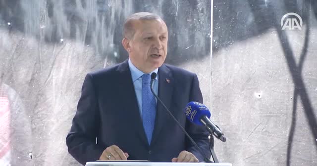 Cumhurbaşkanı Erdoğan: Dost ülkelerde halkına hizmet eden yöneticiler istiyoruz