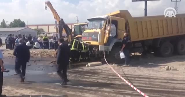Denizli Cumhuriyet Başsavcısı ve şoförü trafik kazasında hayatını kaybetti