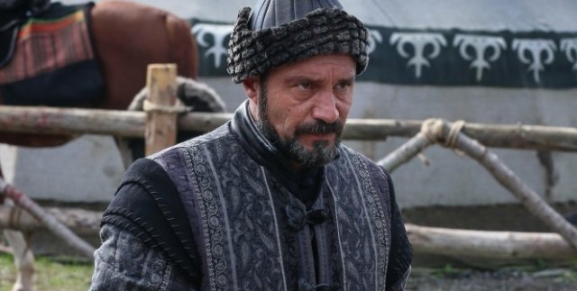 Diriliş Ertuğrul'da iki ayrılık birden