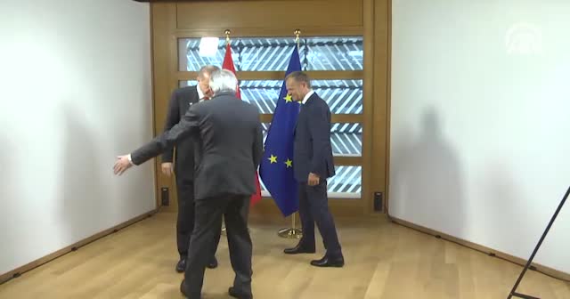 Erdoğan, Tusk ve Juncker ile görüştü
