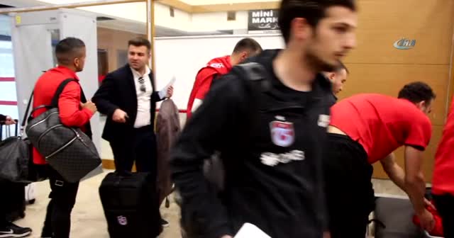 Fenerbahçe Trabzonspor Canlı radyo dinle | FB TS Şifresiz Canlı Radyo Kanalları