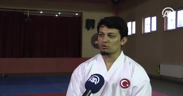 Karate antrenörü çift, hayallerine sporcularıyla ulaşmayı hedefliyor