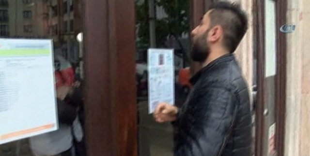 KPSS'ye geç kalan adaylar görevlilere dakikalarca dil döktü