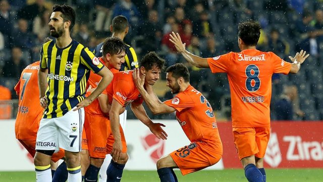 Medipol Başakşehir finalde