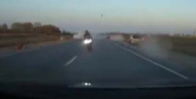 Otomobil fiyatına papağanMotosikletlilerin yarışı faciayla bitti