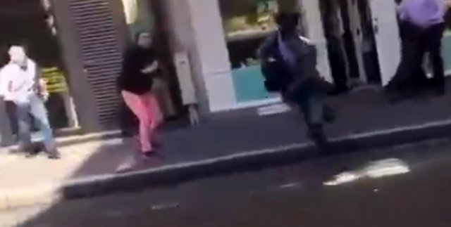 Paris’te silahlı soygun!