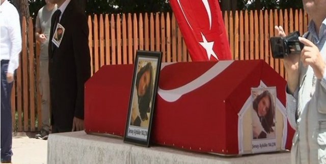 Aybüke öğretmen için tören düzenlendi
