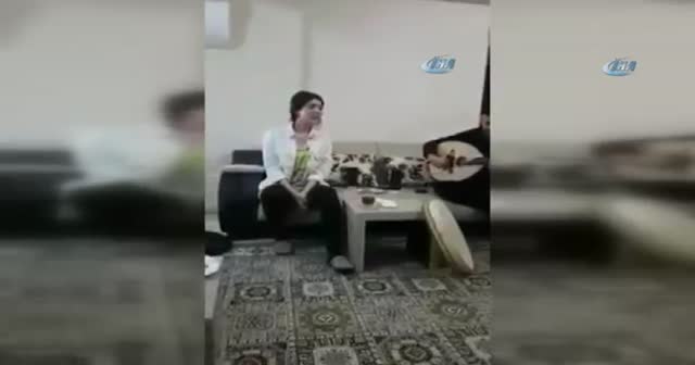 Aybüke öğretmenin türküsü yürekleri parçaladı