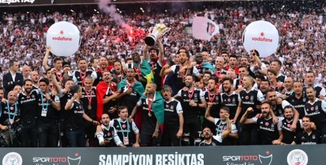 Beşiktaş kupasına kavuştu