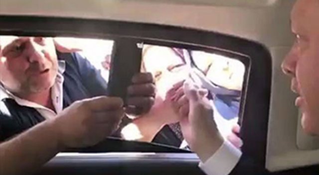 Cumhurbaşkanı Erdoğan'ı gören vatandaşın canlı yayın heyecanı