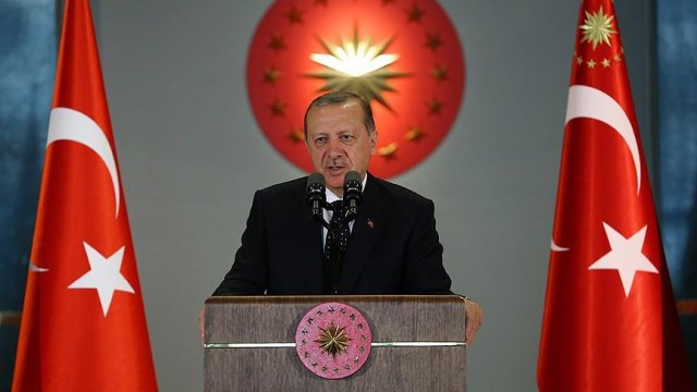 Erdoğan şehit generalin yazdığı şiiri okudu