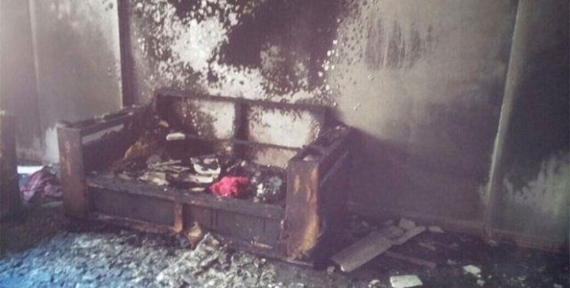 Şarjda unutulan telefon evi küle çevirdi