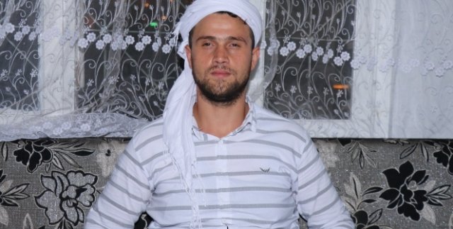 Türkiye'nin konuştuğu raylarda namaz kılan adam ortaya çıktı