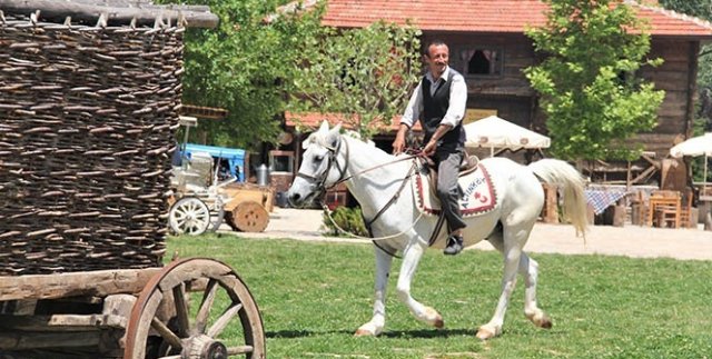 Başkent'in göbeğinde yaşayan köy