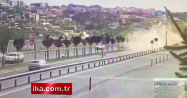 Beykoz’da film sahnesi gibi kaza kamerada