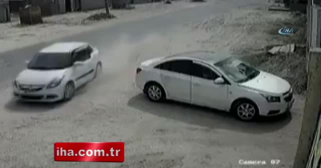 Hindistan'da güpegündüz infaz