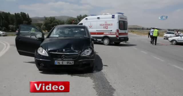 Sivas'ta trafik kazası: 6 yaralı
