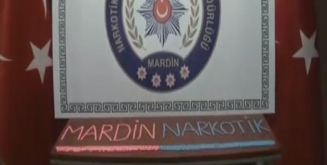 Yolcu minibüsüyle seyahat eden şahıslar gözaltına alındı...