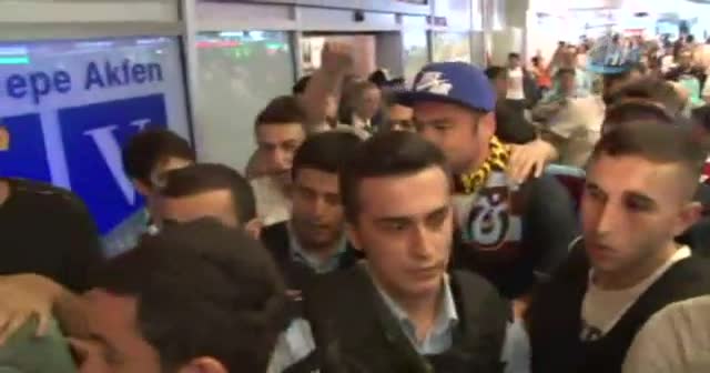 Burak Yılmaz İstanbul’a geldi