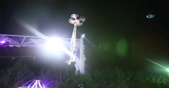 Geline takıyı drone ile ulaştırdı