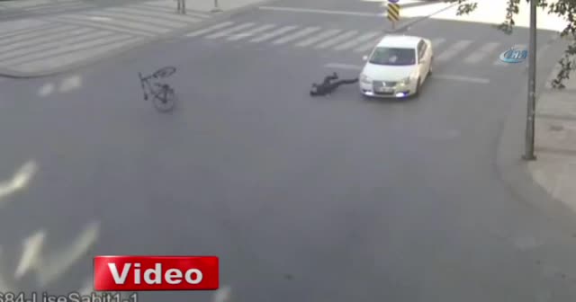 Mobese kameralarına yansıyanlar "bu kadar da olmaz" dedirtti