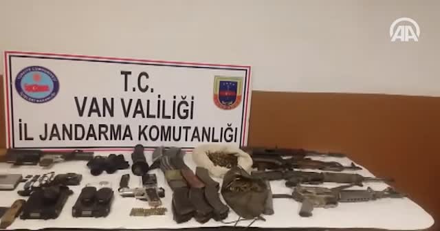 PKK'ya ağır darbe! Çok sayıda silah ve mühimmat ele geçirildi