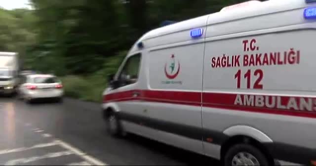 Yaralı eşi için gözyaşı döktü