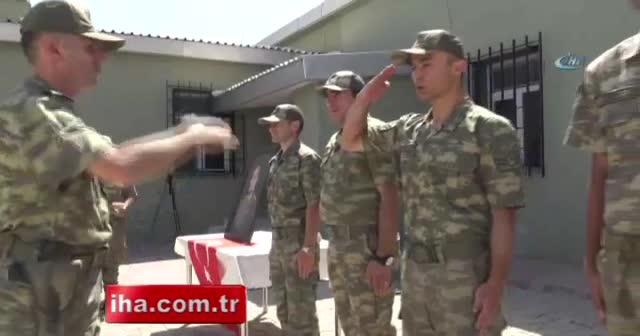 Eller tetikte, gözler sınırda