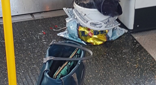 Londra metrosunda patlama görüntüleri
