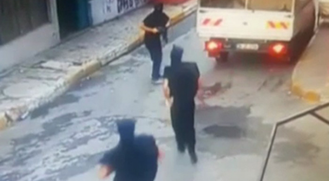 Ninja kıyafetli silahlı soygun çetesi çökertildi