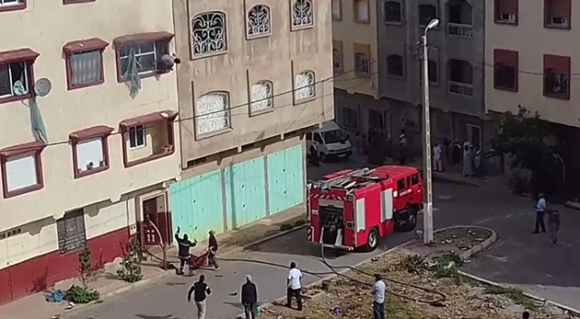 Önce evini yaktı sonra aşağı atladı