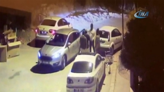 Vahşi cinayet kamerada!