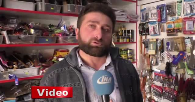 Güneş ve rüzgar ile kendi elektriğini kendisi üretiyor