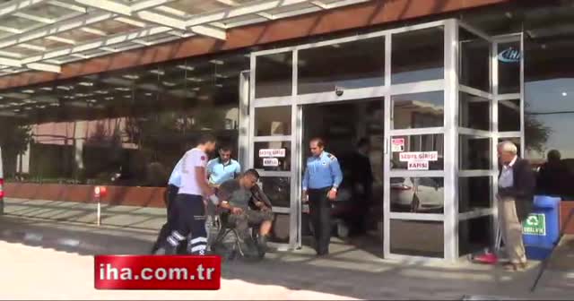 Sınırda zırhlı araç devrildi; 8 asker yaralandı
